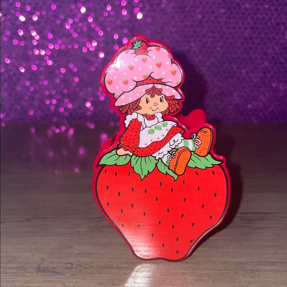 Strawberry Shortcake Hair Claw Clip • Vintage Style • NWOT
